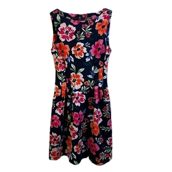Vince Camuto Dresses & Skirts - Vince Camuto Floral Sleeveless Scuba Fit and Flare Dress Navy Size 4